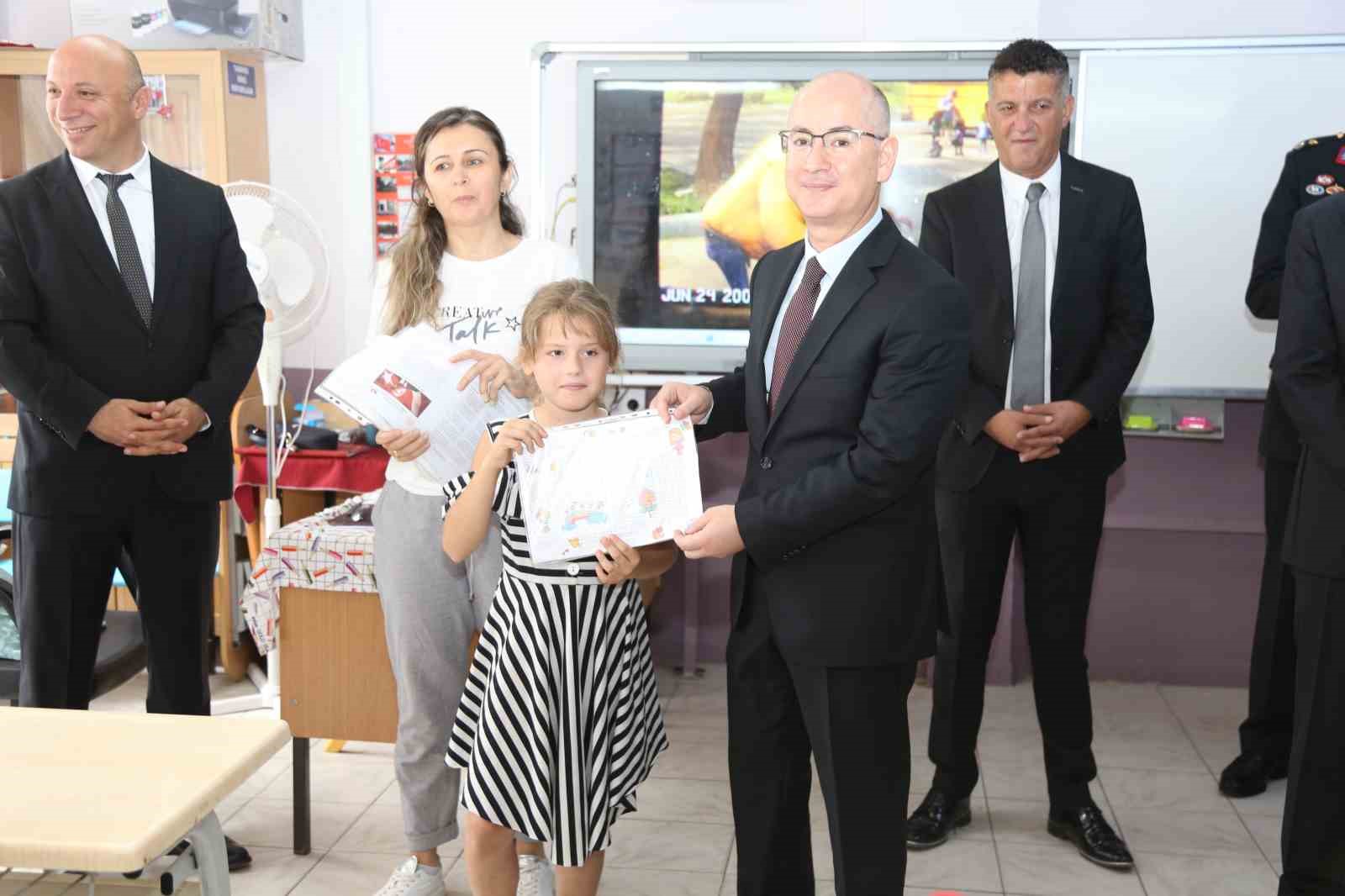 Ayvalık&rsquo;ta karne heyecanı
