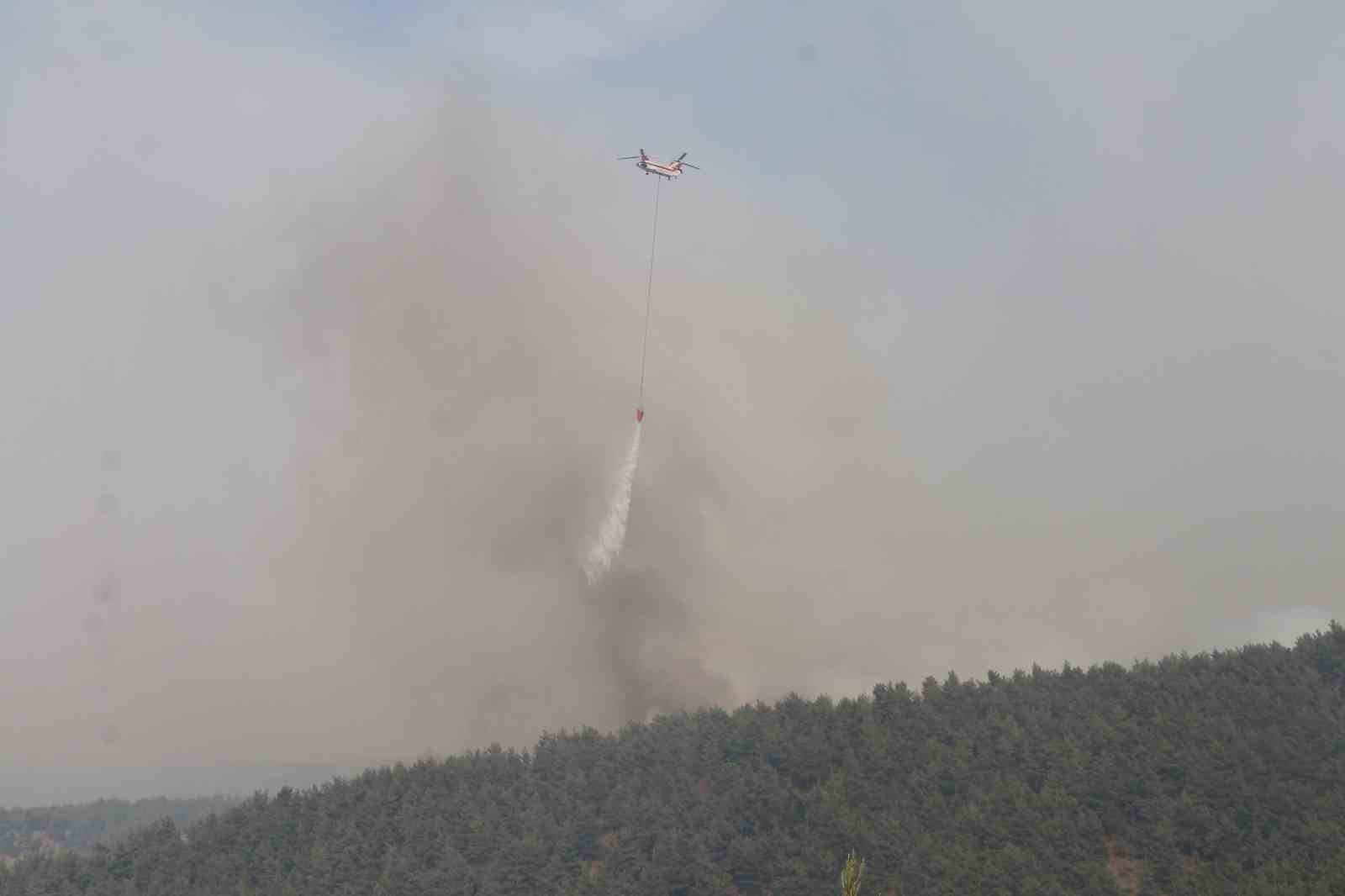 Babadağ&rsquo;da 30 yayla evi boşaltıldı, Skorsky ve Chinook helikopterler desteğe geldi
