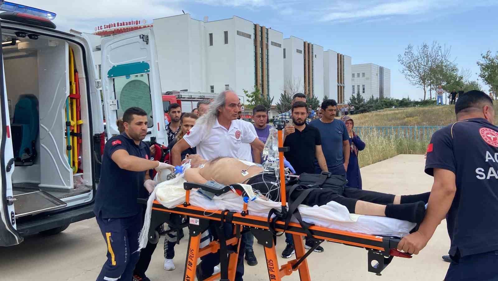 Ambulans helikopter kalp hastası için Karaman’dan Antalya’ya havalandı
