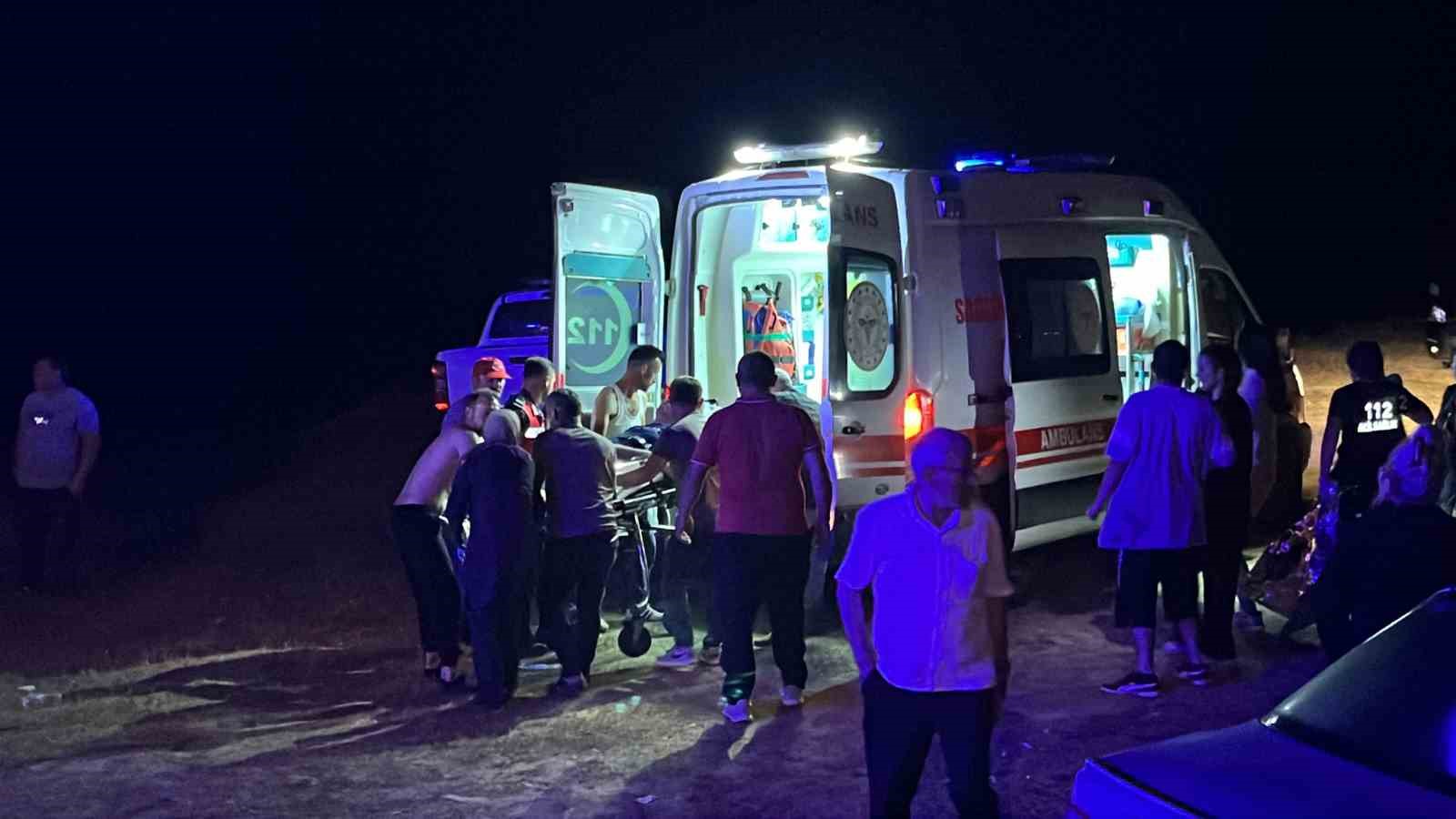 Karadeniz’de arefe günü aile faciası: Baba öldü, kızının durumu ağır 
