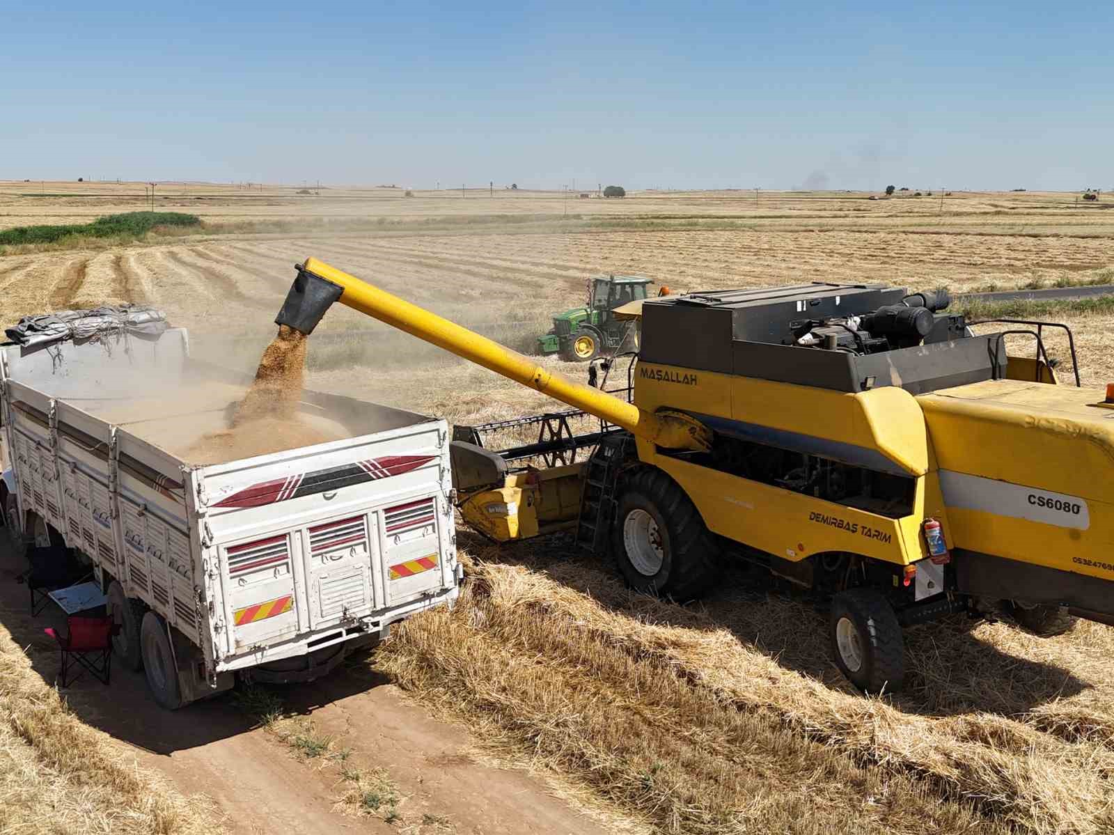 Mardin’de bayramda hasat dron ile görüntülendi