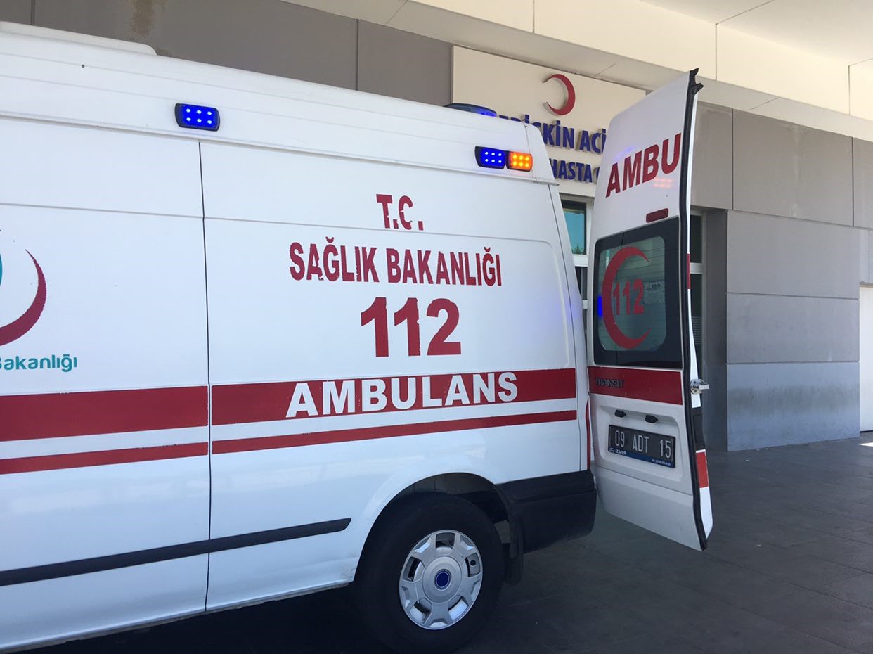 Acemi kasaplar hastanelik oldu 