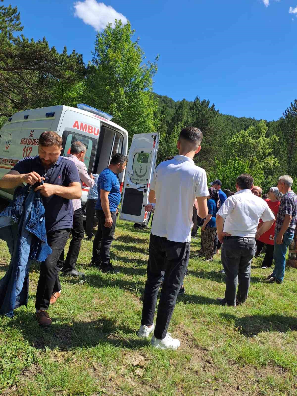 Kontrolden çıkan traktör devrildi: 1 yaralı