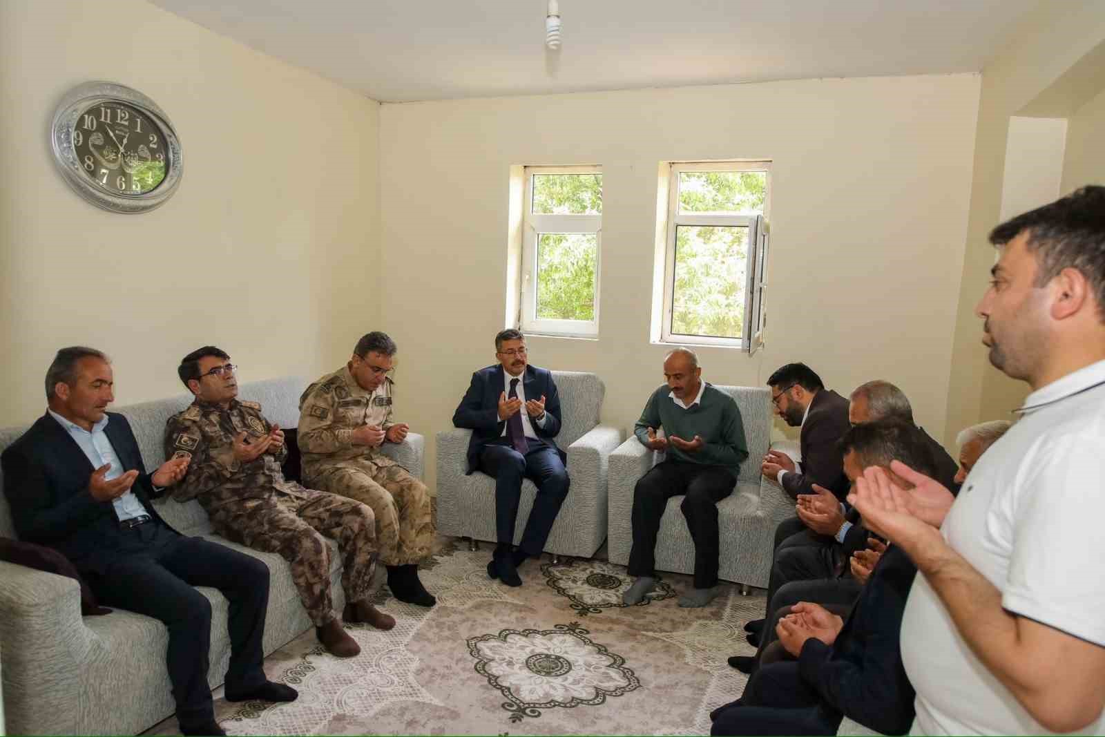 Vali &Ccedil;elik: "Devletimiz her zaman şehit ailelerimizin yanındadır"
