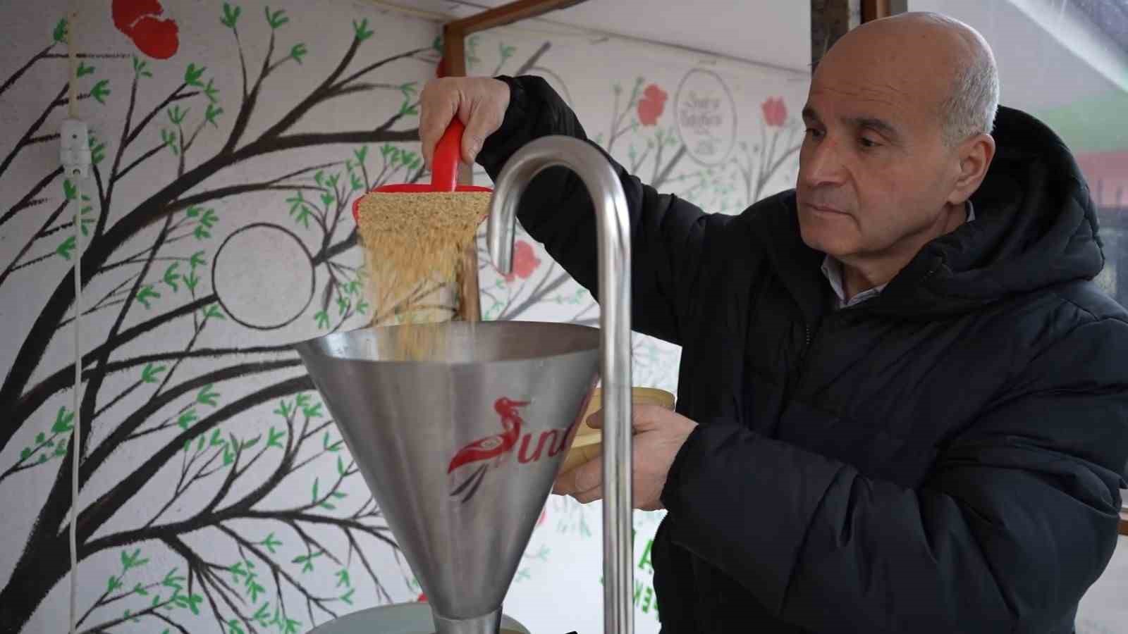 Doğal şehrin susamları tahine d&ouml;n&uuml;ş&uuml;yor
