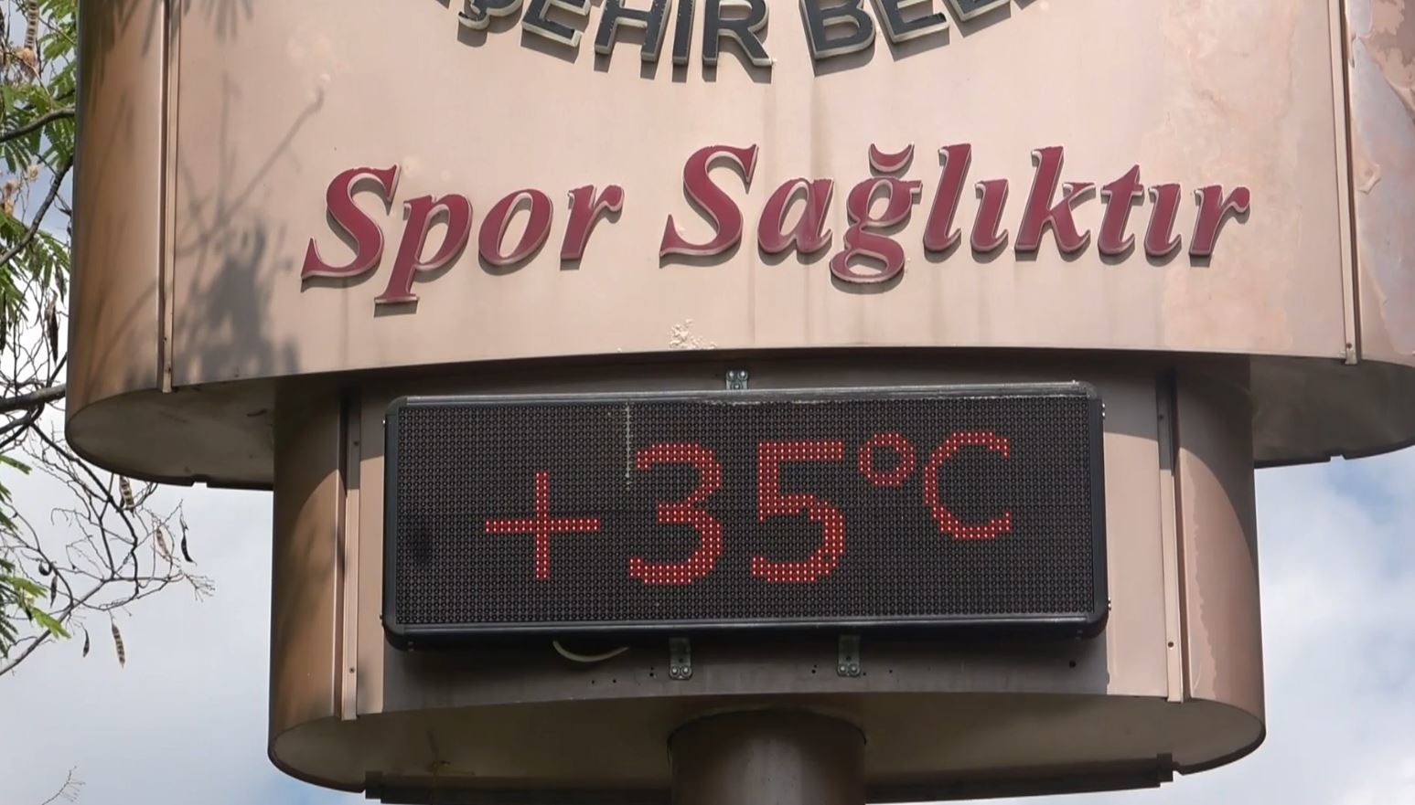 Adana sca vatanda termosla gezdirdi
