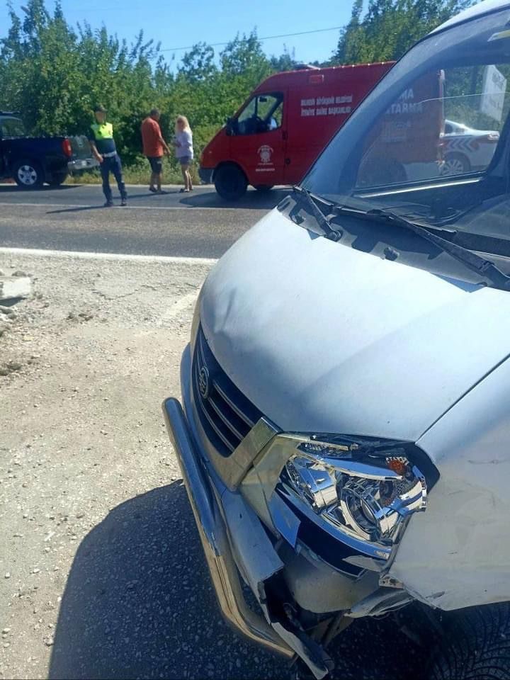 Balıkesir’de trafik kazası: 2 yaralı
