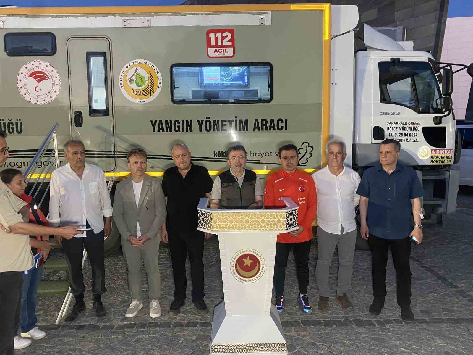 Tarım ve Orman Bakanı Yumaklı: "300 hektar alanın etkilenmesi s&ouml;z konusu" 