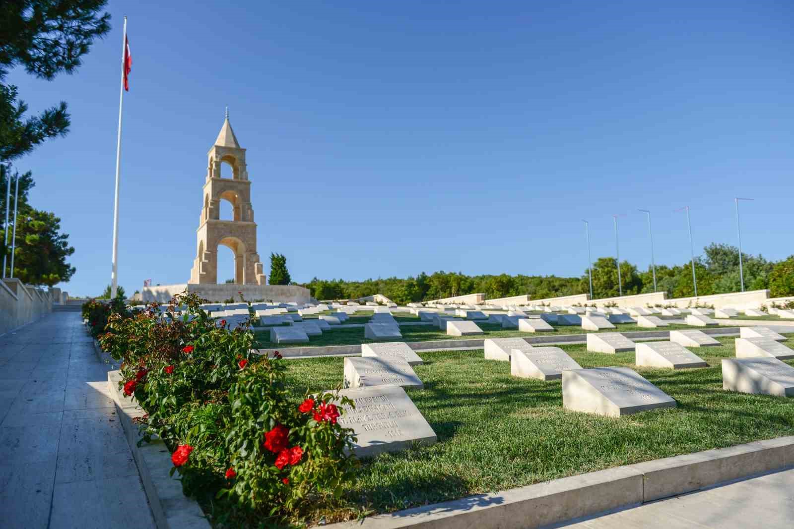 Eceabat&rsquo;ta orman yangını nedeniyle ziyarete kapatılan Tarihi Alan tekrar ziyarete a&ccedil;ılıyor
