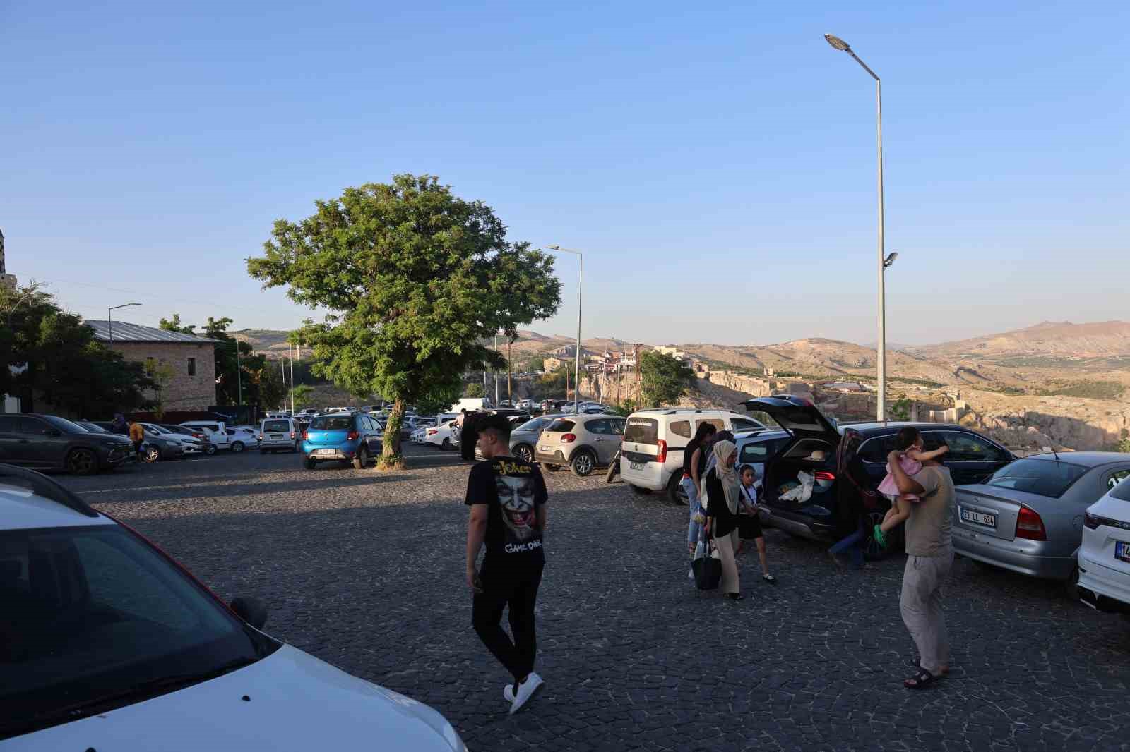 Medeniyetler beşiği 5 bin yıllık Harput’ta turizm hareketliliği başladı