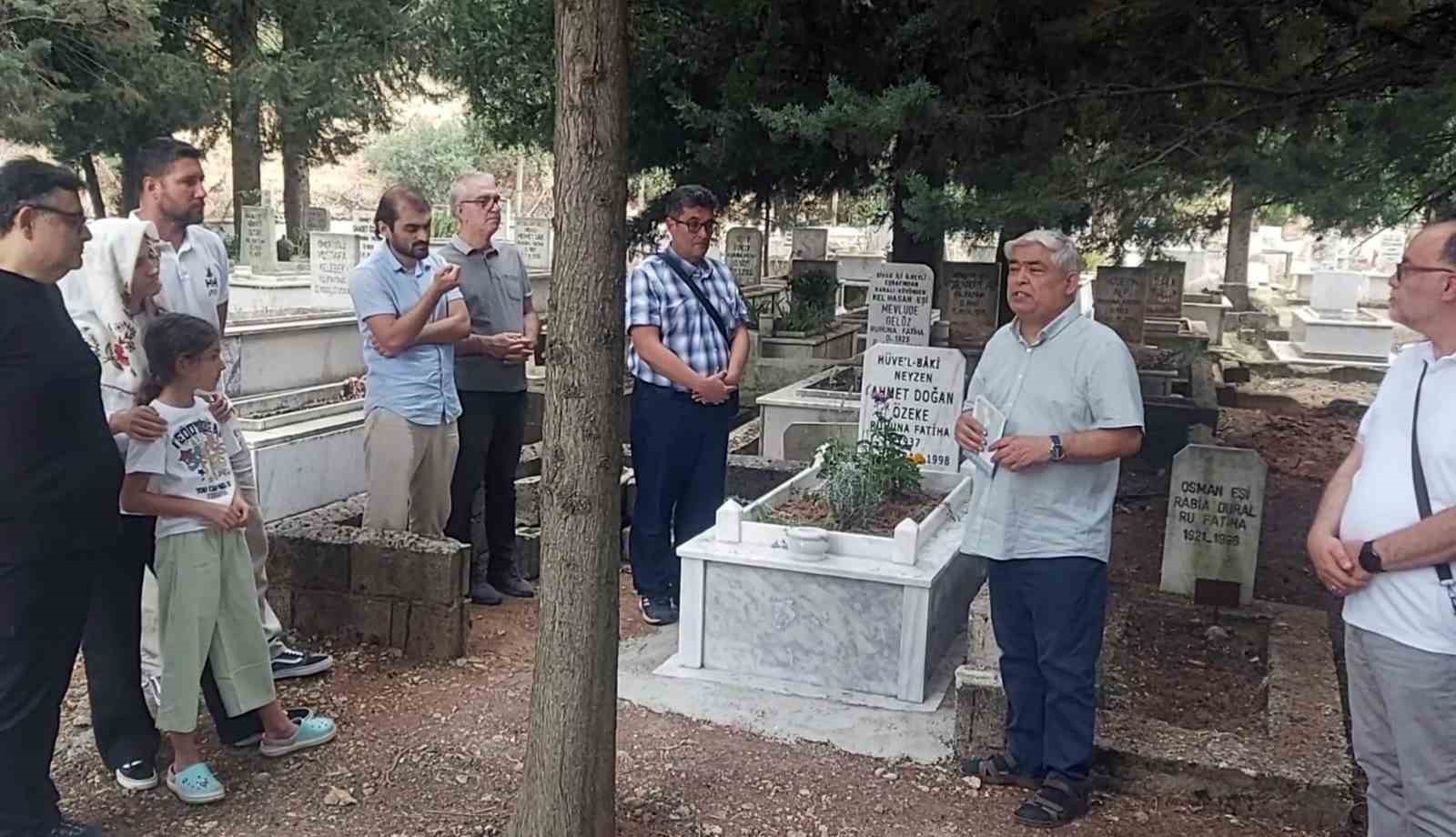 Ünlü Neyzen Ahmet Doğan Özeke Muğla’da mezarı başında anıldı