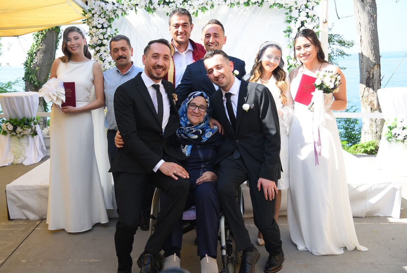 3 erkek kardeş, aynı gün nikah masasına oturdu
