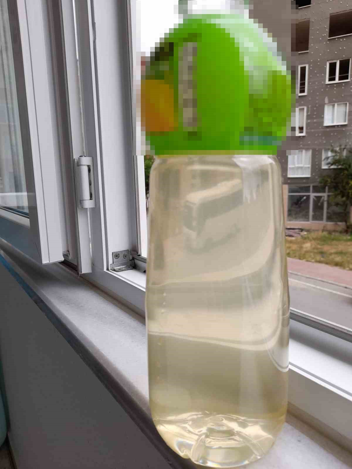 Tekirdağ&rsquo;da &ccedil;eşmeden kirli akan i&ccedil;me suyuna tepki: "Banyo yaparken, abdest alırken midemiz bulanıyor"
