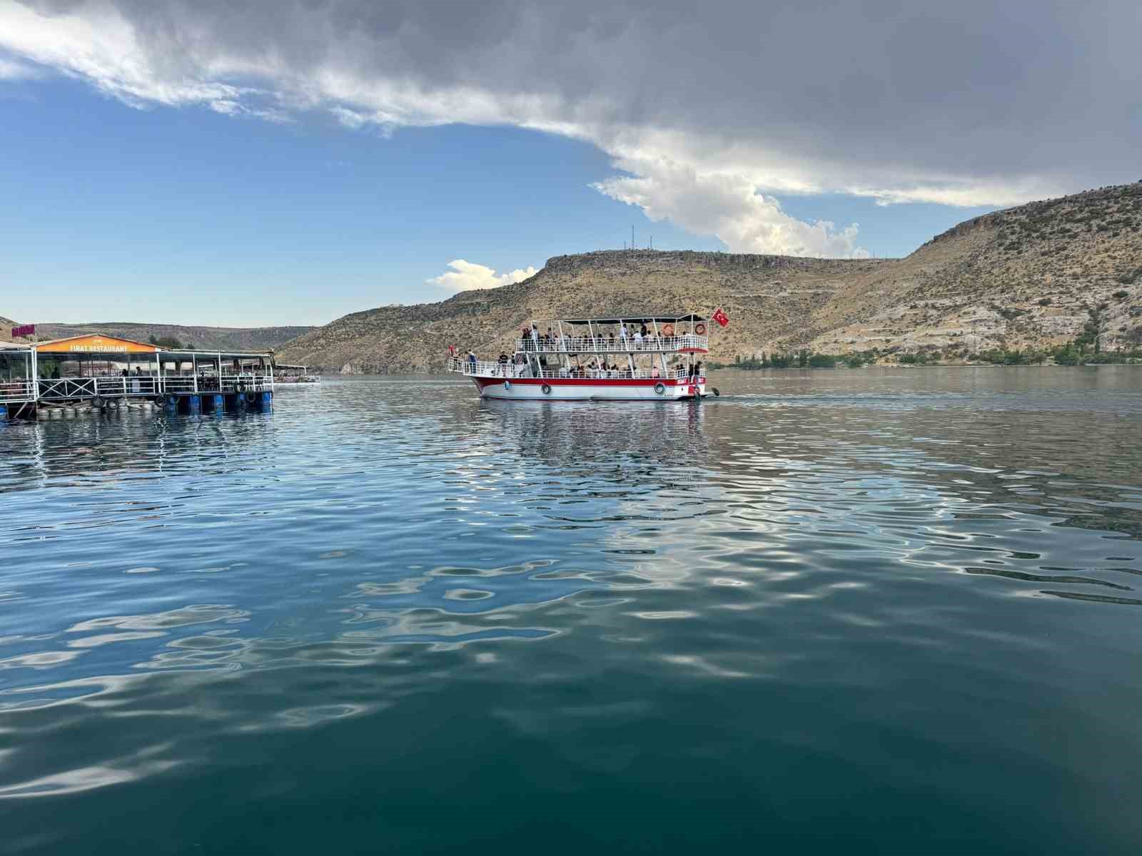 Halfeti bayram tatilinde sessizliğe büründü