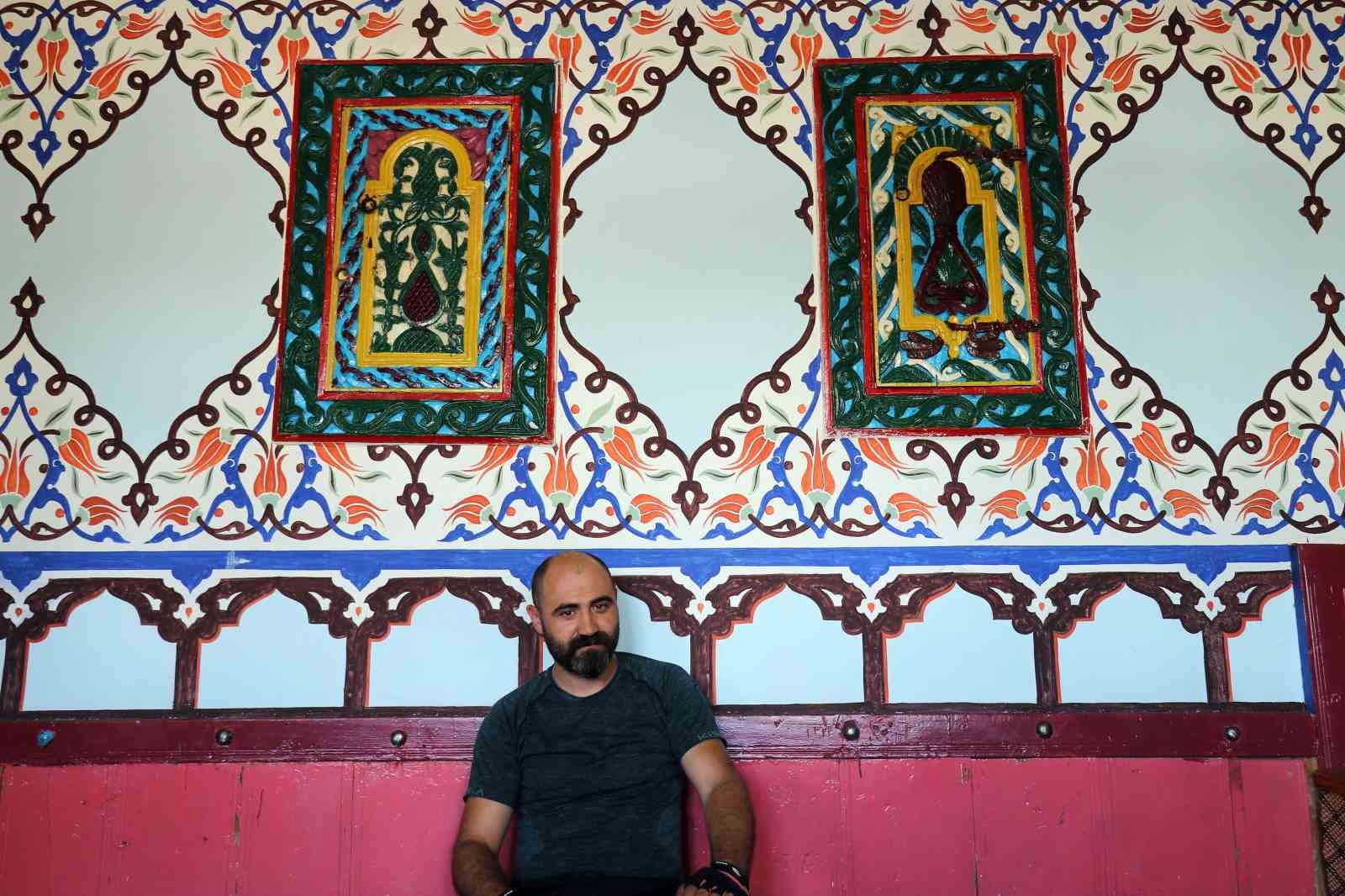 Geleneksel T&uuml;rk misafir odalarının el emeği g&ouml;z nuru &ouml;rnekleri G&uuml;m&uuml;şhane&rsquo;de
