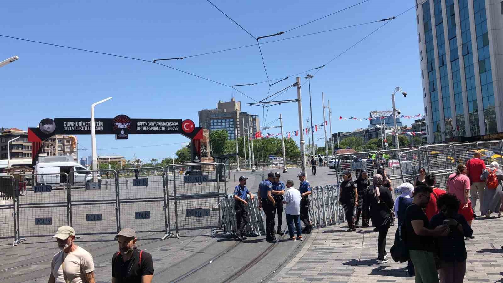 İstanbul Valiliği kararıyla Taksim ve Şişhane metro istasyonu kapatıldı