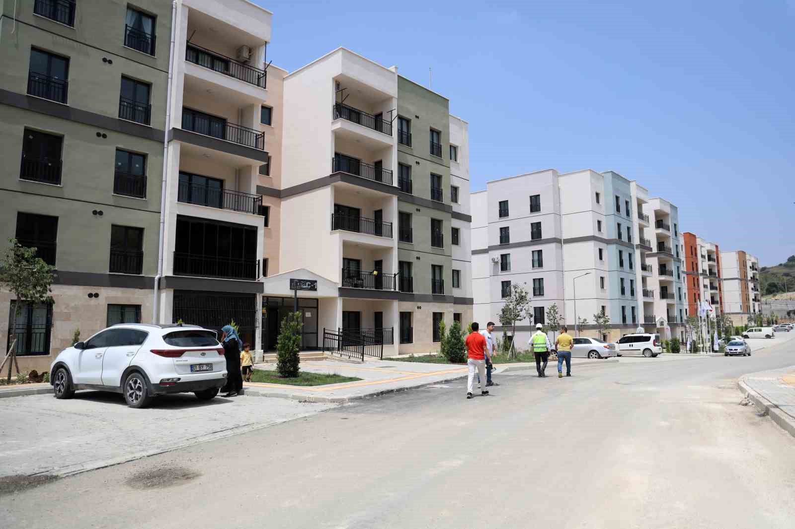 Adana&rsquo;da 10 bin 972 konut satıldı
