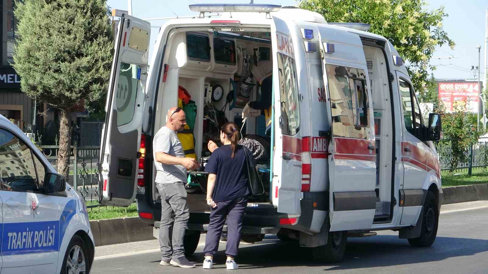 Malatya&rsquo;da iki ara&ccedil; &ccedil;arpıştı: 5 yaralı
