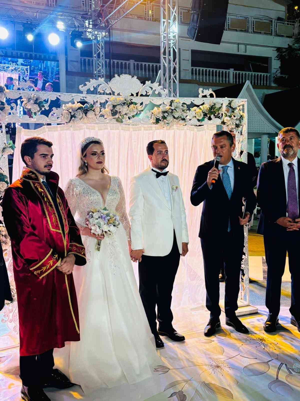 Malatya&rsquo;da siyaset d&uuml;nyasını buluşturan d&uuml;ğ&uuml;n
