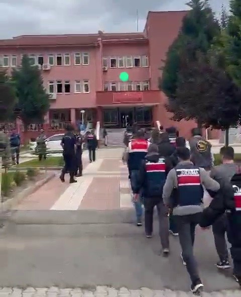 Çorum İl Jandarma Komutanlığı’ndan suçları aydınlatmada büyük başarı