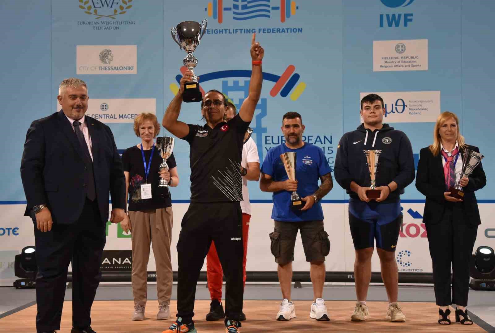 Milli halterciler, Yıldızlar ve 15 Yaş Altı Avrupa Şampiyonası’nda 61 madalya kazandı