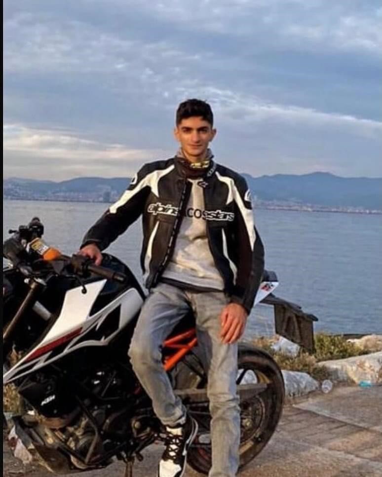 Kuşadası&rsquo;ndaki kazada ağır şekilde yaralanan gen&ccedil; hastanede hayatını kaybetti
