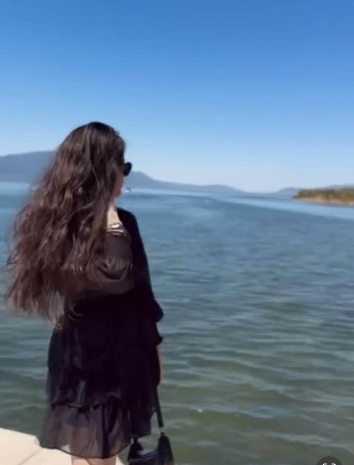 Jet skiden d&uuml;şerek hayatını kaybeden gen&ccedil; kız toprağa verildi 