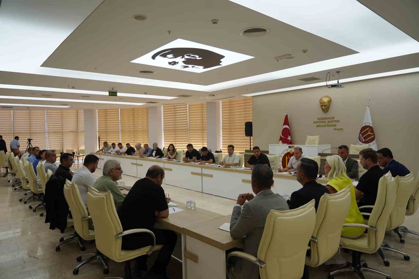Başkan Subaşı muhtarların taleplerini dinledi