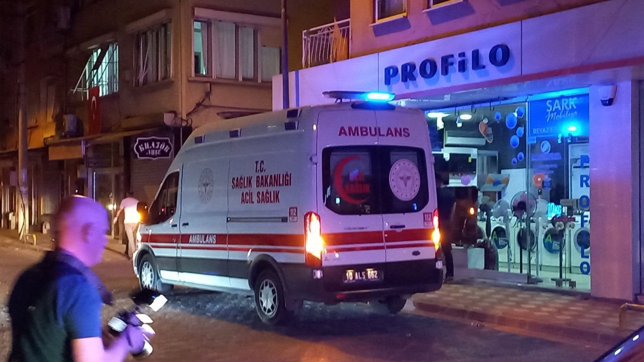 Edremit&rsquo;te ev yangını korkuttu
