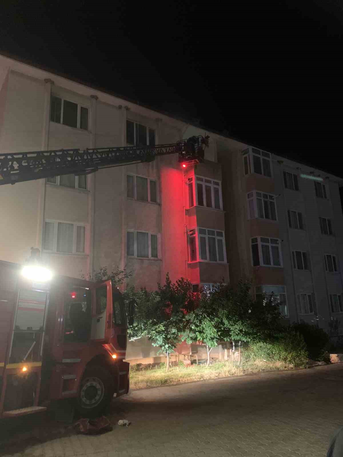 Kırklareli&rsquo;nde evde &ccedil;ıkan yangın s&ouml;nd&uuml;r&uuml;ld&uuml;
