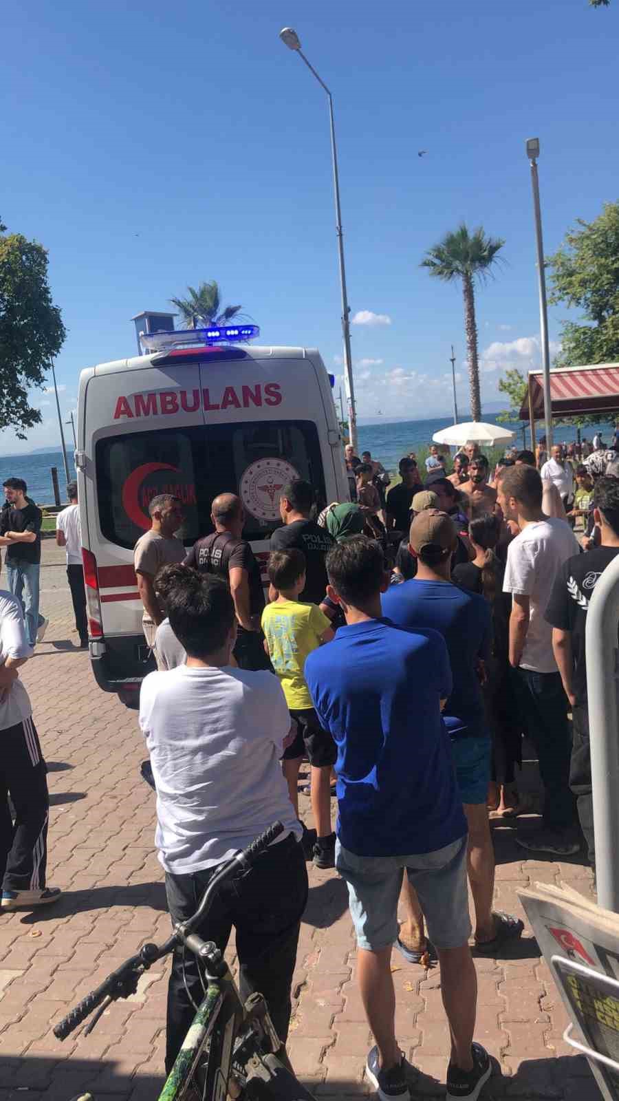 Yalova’da denizde boğulma tehlikesi geçiren 8 yaşındaki çocuk hastanede öldü
