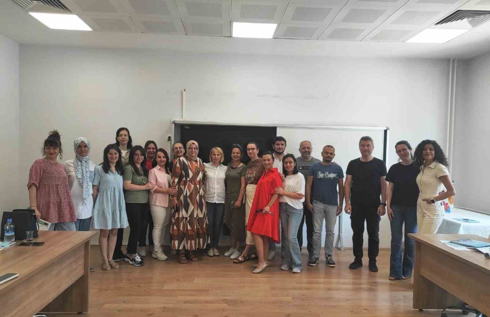 Kütahya’da öğretmenlere "Proje Döngüsü Yönetimi" konulu eğitim