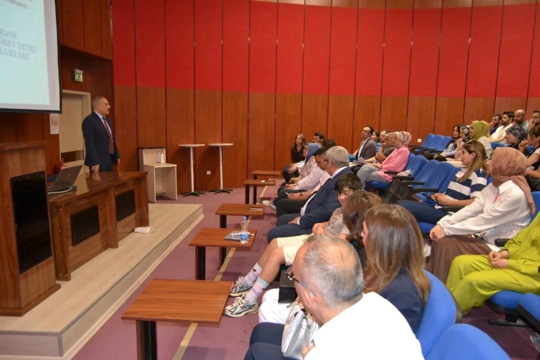 Niğde’de Acil Bakım ve Ameliyathane Hemşireliği Sertifikalı Eğitim Programı düzenlendi
