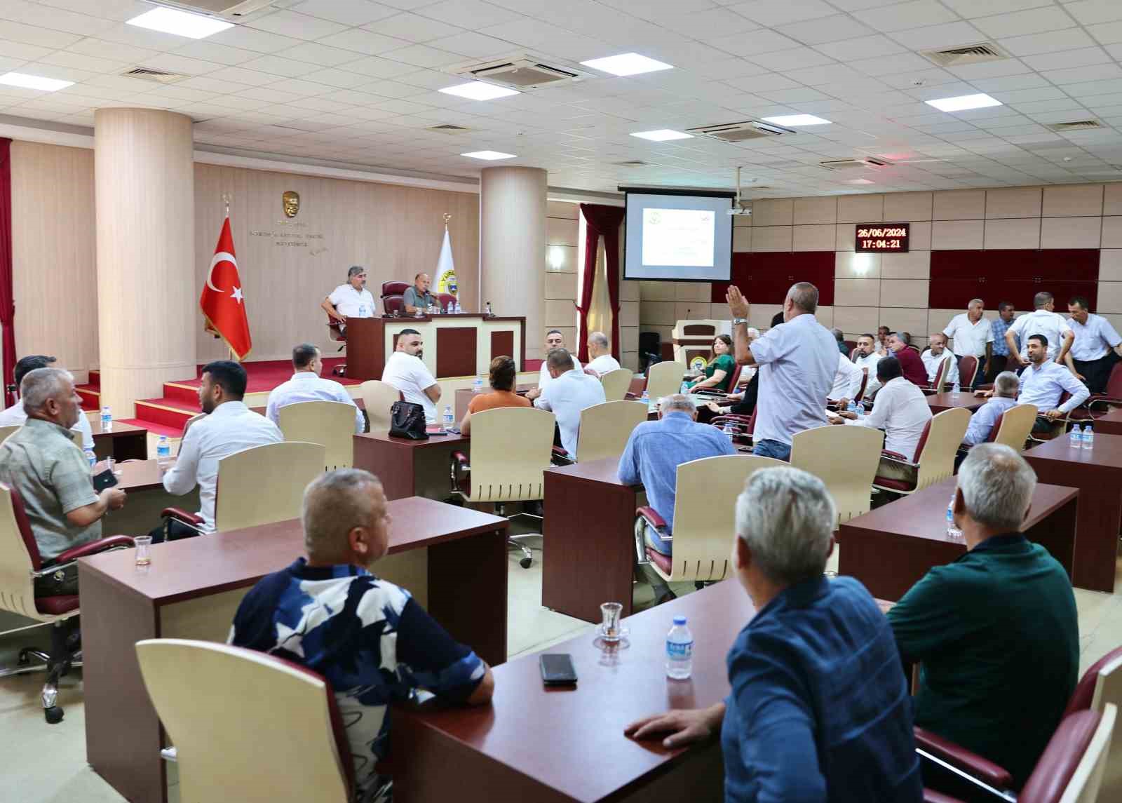 Başkan Demirçalı: "Mahallelerimizde yapılacak olan hizmetlerle ilgili muhtarlardan görüş alıyoruz"