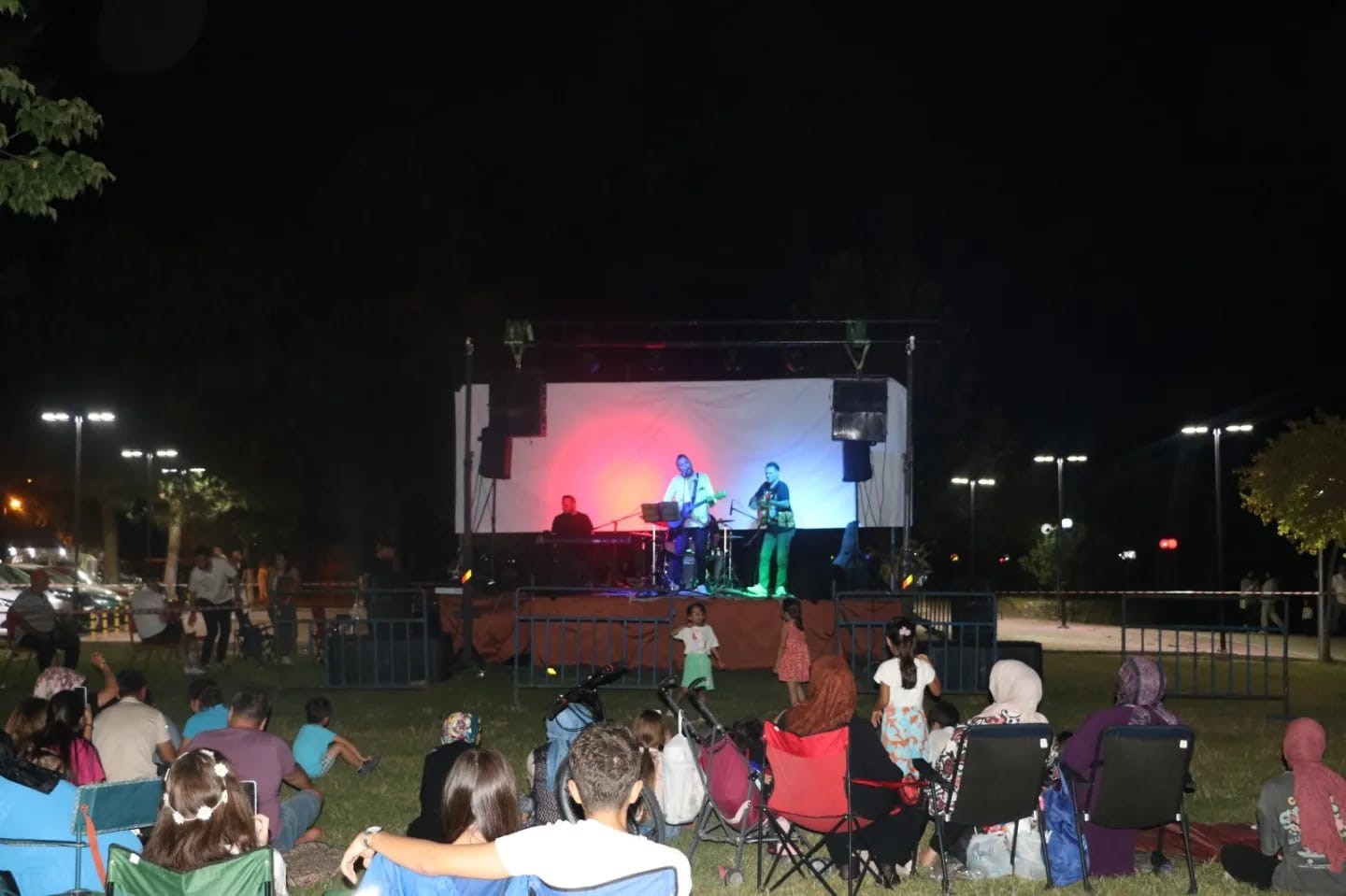 Konser günleri halkla buluşmaya devam ediyor