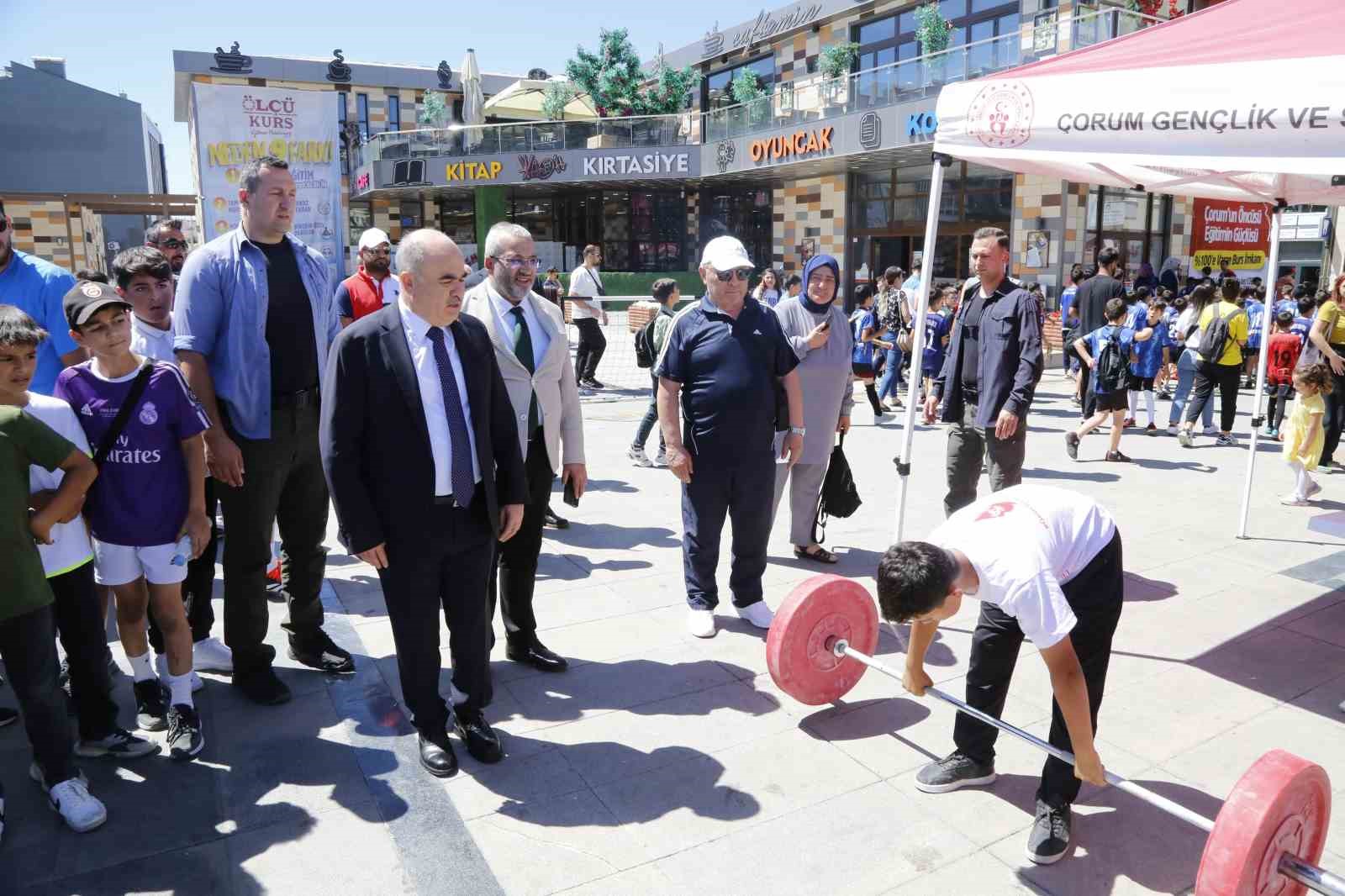 &Ccedil;orum&rsquo;da yaz spor okularına coşkulu a&ccedil;ılış
