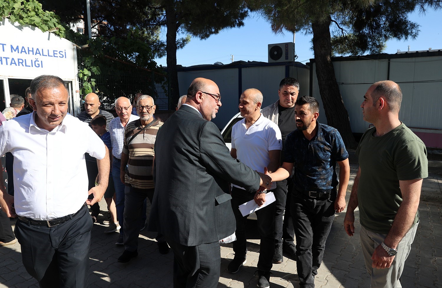 Başkan Akpınar, &ldquo;Sorunları yerinde &ccedil;&ouml;z&uuml;yoruz&rdquo;
