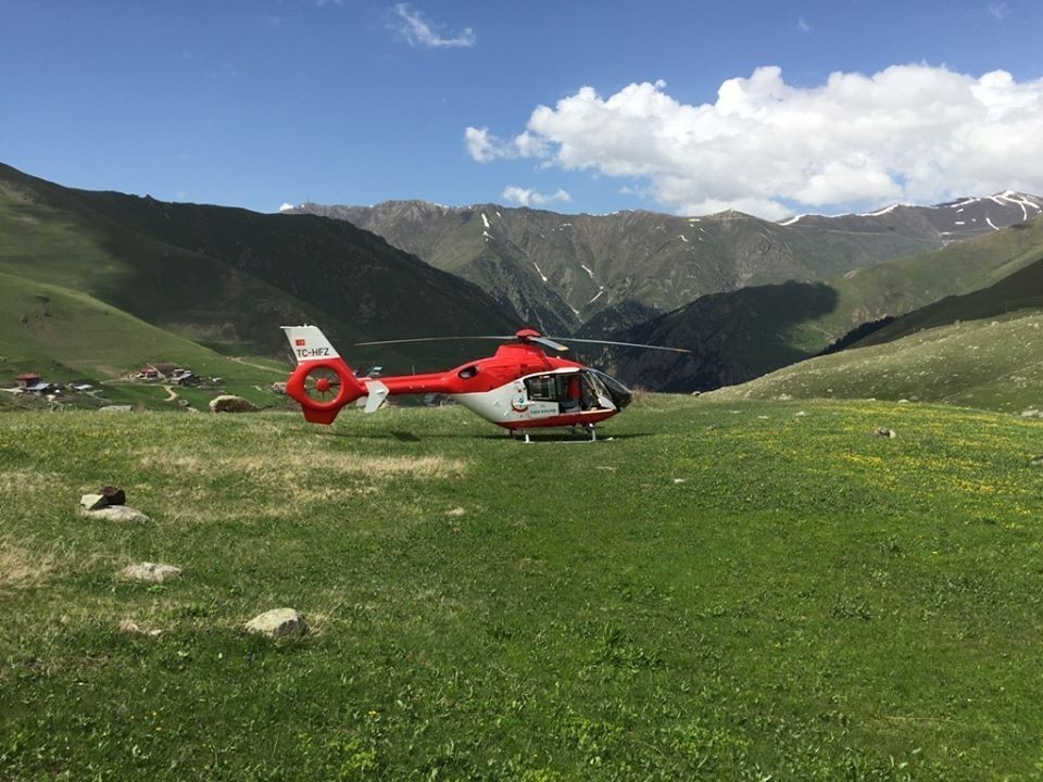 Ambulans helikopterin yayla mesaisi yaz mevsimi ile başladı