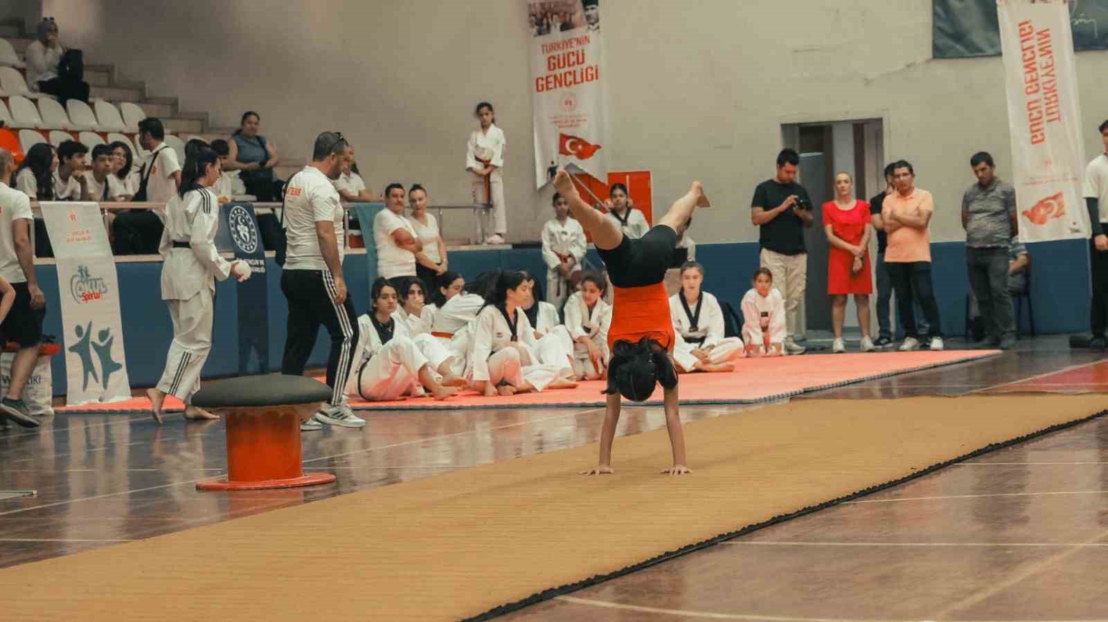 Aydın&rsquo;da Yaz Spor Okulları, kapılarını gen&ccedil;ler i&ccedil;in a&ccedil;tı
