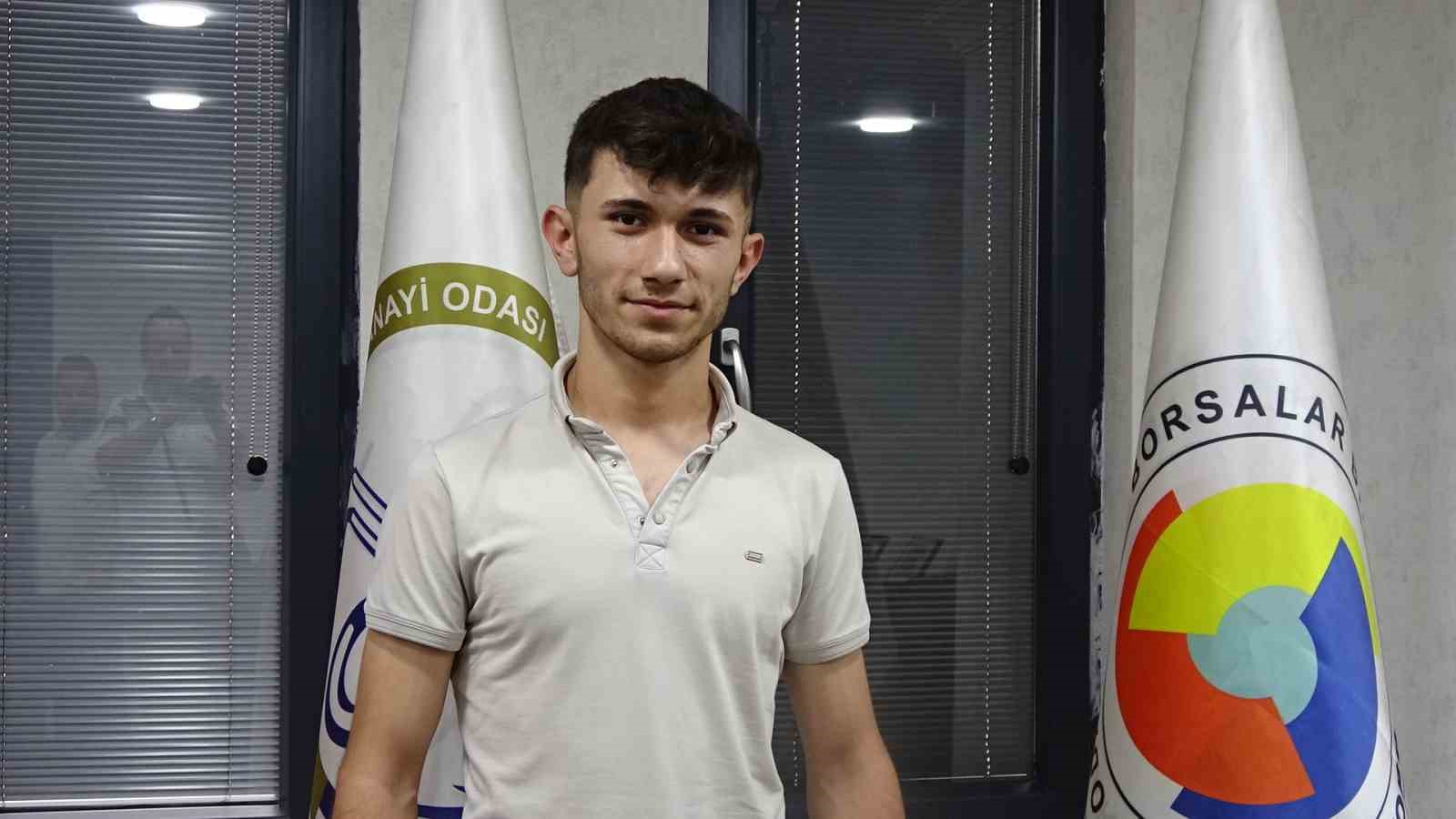K&uuml;tahyalı &ouml;ğrenci &rsquo;En İyi Kaynak Yapma Yarışması&rsquo;nda T&uuml;rkiye ikincisi oldu
