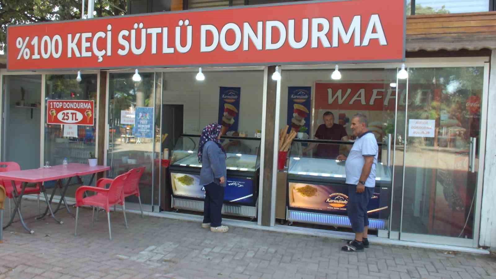 Balıkesir&rsquo;de askıda dondurma uygulaması başlatıldı
