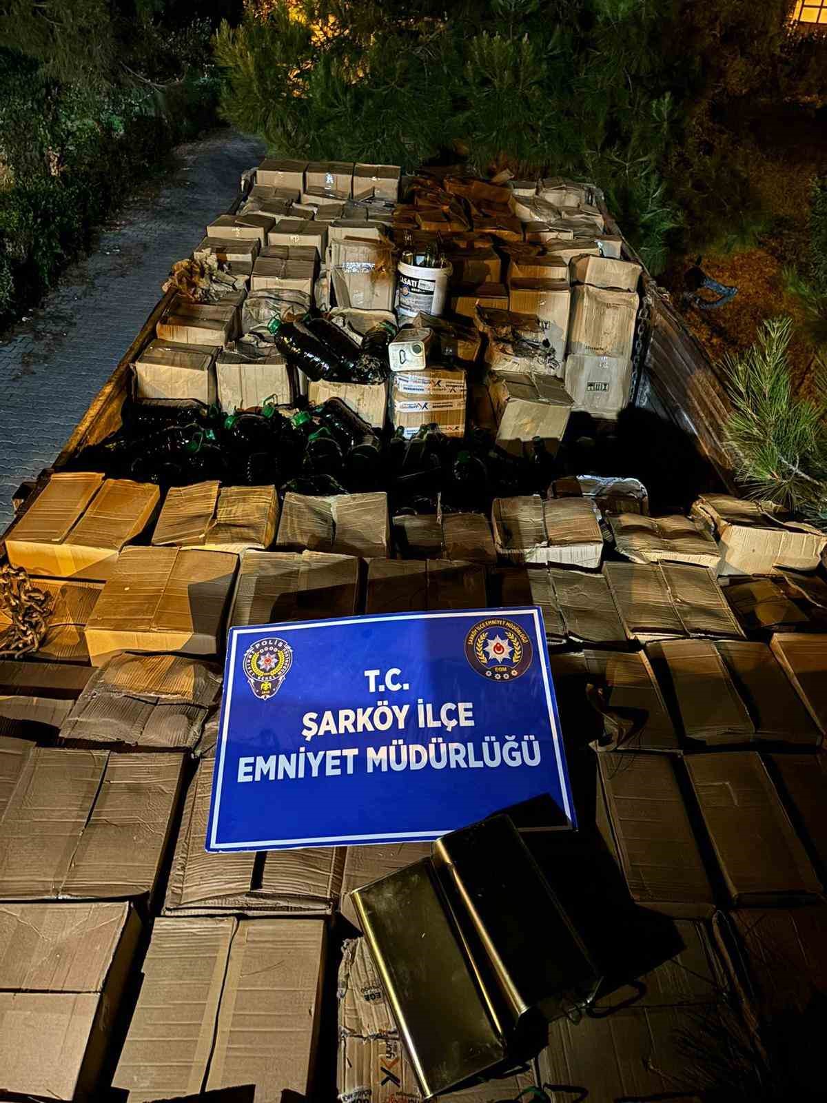 Tekirdağ&rsquo;da sahte zeytinyağı operasyonu: Binlerce litre sahtesini &uuml;rettiler

