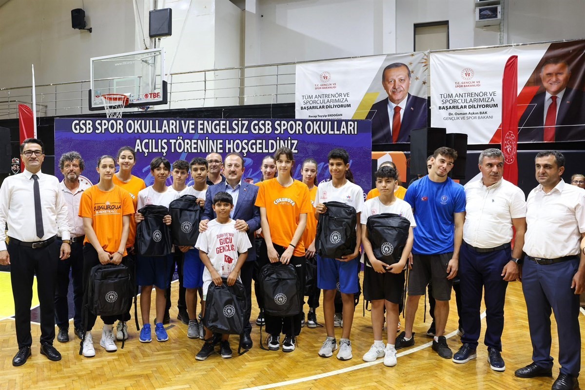 Mersin&rsquo;de Gen&ccedil;lik ve Spor Okulları t&ouml;renle a&ccedil;ıldı
