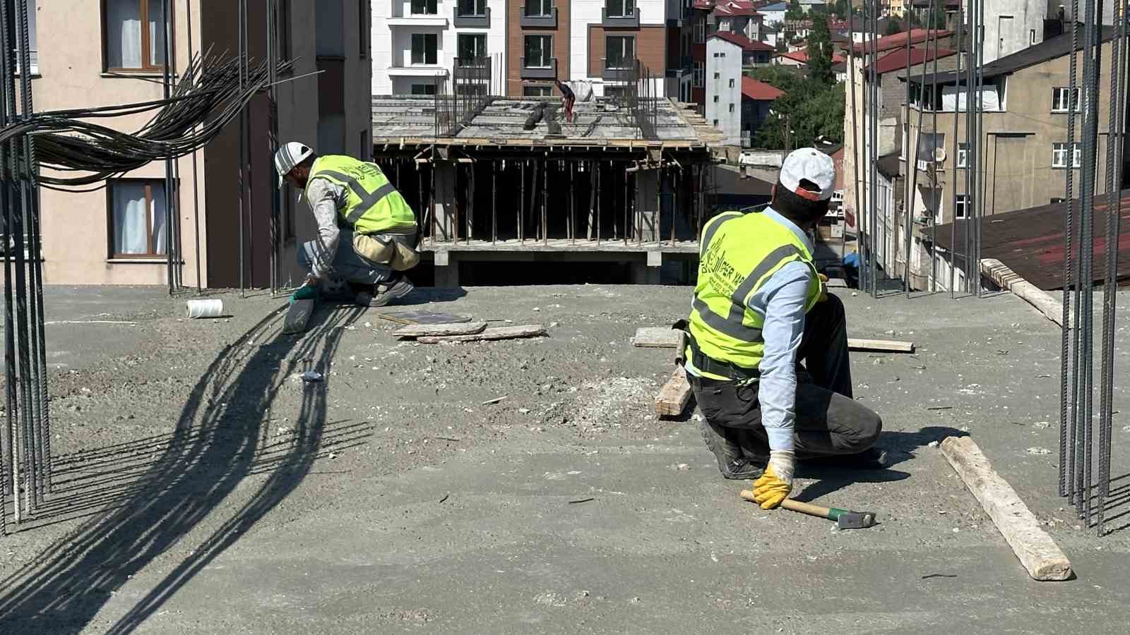 Kavurucu sıcaklıklarda ekmek mücadelesi
