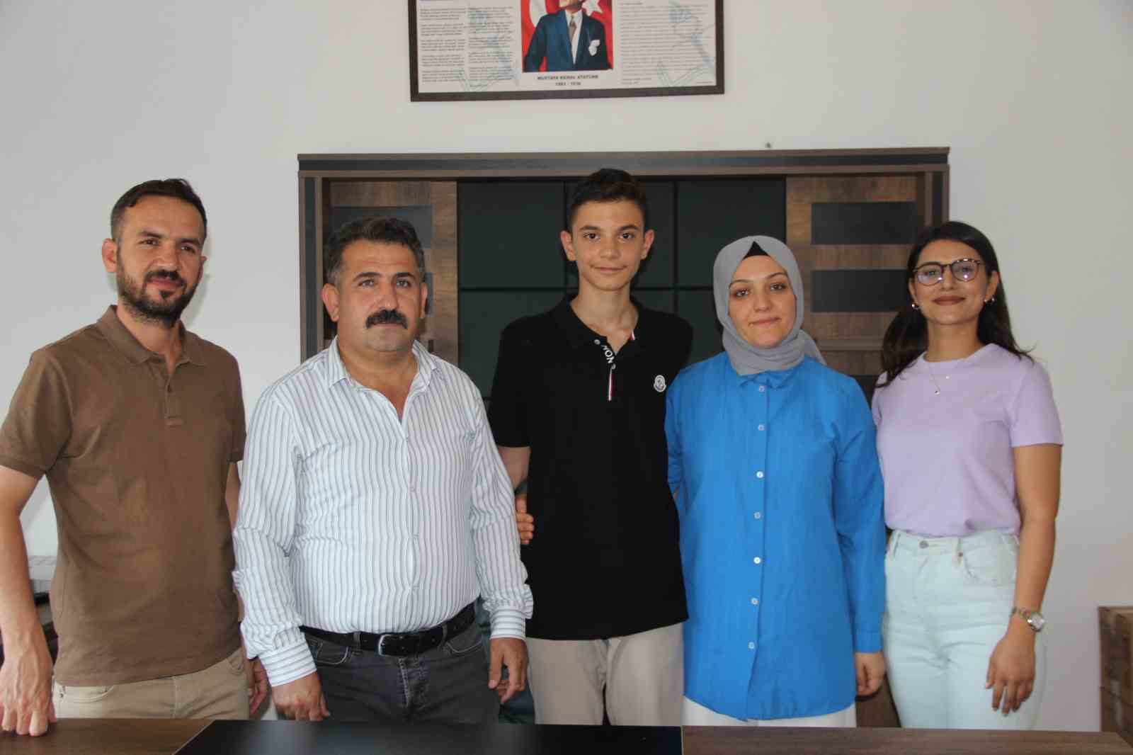 LGS’de Türkiye birincisi olan Cizreli öğrencinin hedefi Galatasaray Lisesi
