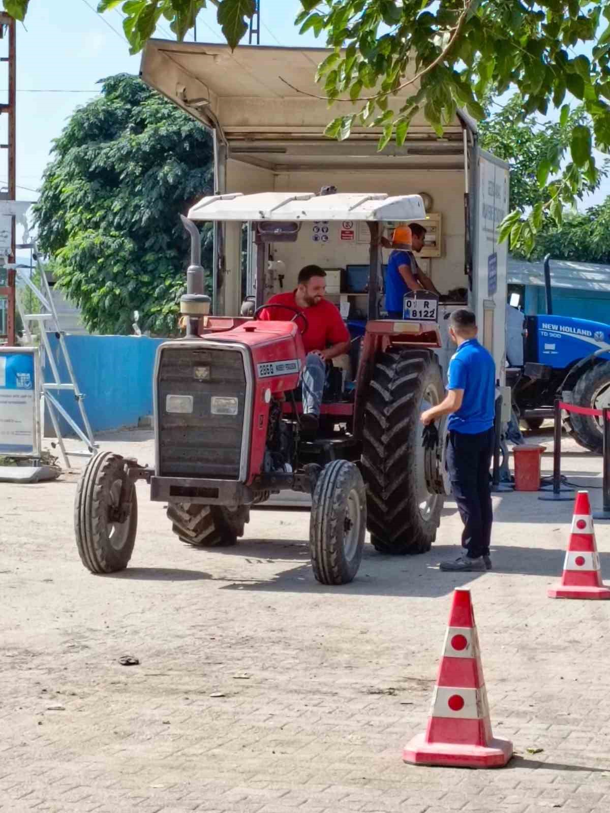 Yüreğirli çiftçilere traktör muayene kolaylığı