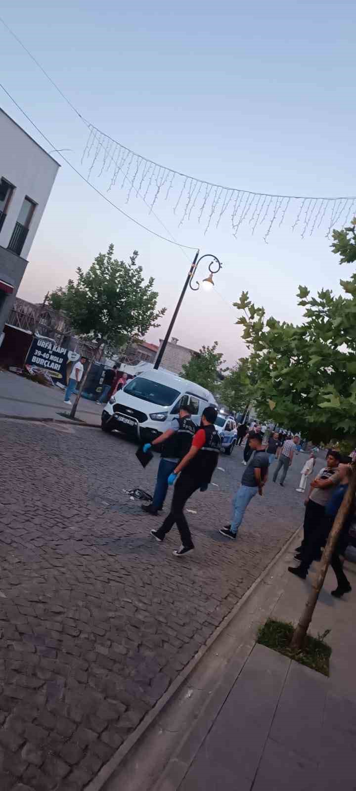 Diyarbakır’da silahlı kavga: 1’i çocuk 2 yaralı

