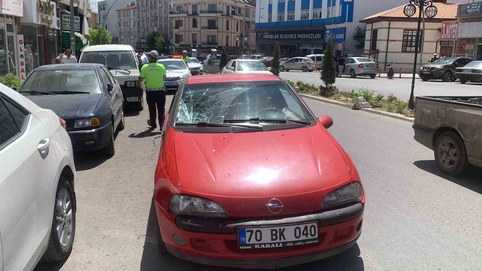 Karaman’da otomobilin çarptığı kadın yaralandı
