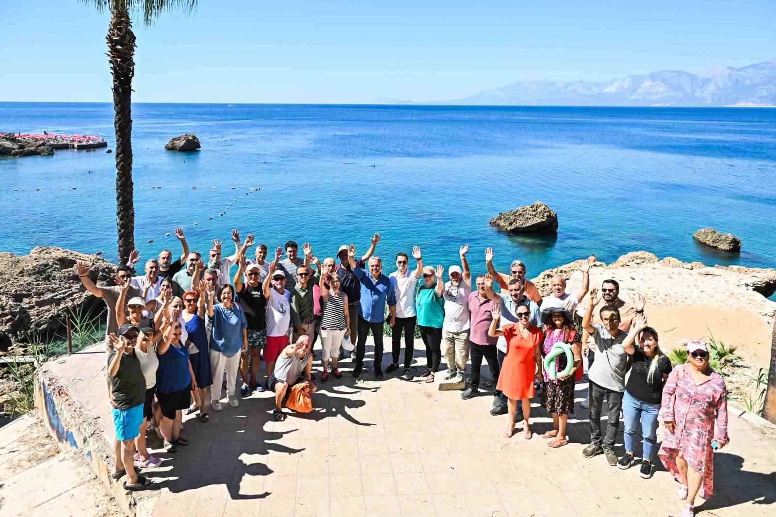 Başkan Uysal: &ldquo;Bambus plajı Antalya&rsquo;nın&rdquo;
