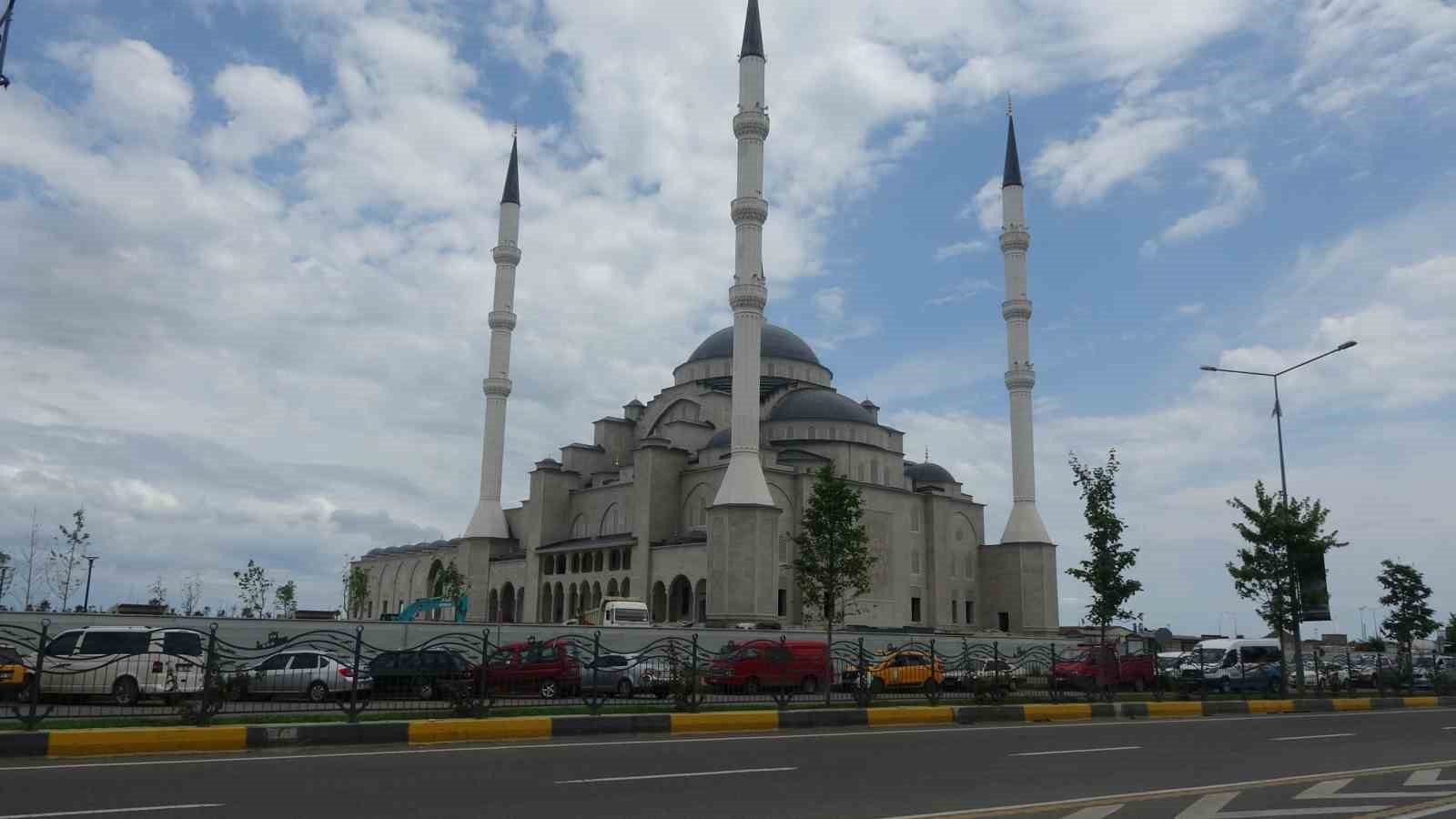 İnşaatı sona yaklaştıkça mimari görselliği öne çıkıyor
